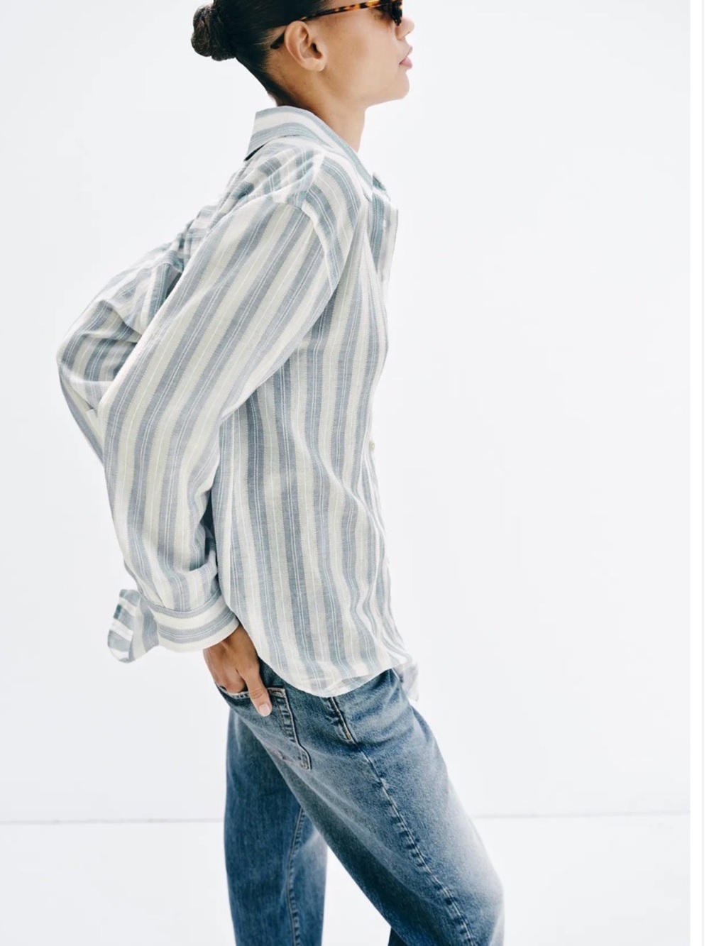 ZARA Striped Linen-Blend Button-Up Shirt in Light Blue & White - Picture 4 of 7
